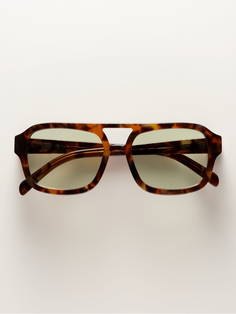 VEHLA ✨Like New✨ Dixie Tortoiseshell Tort/Sage Sunglasses - Sage Green Lens